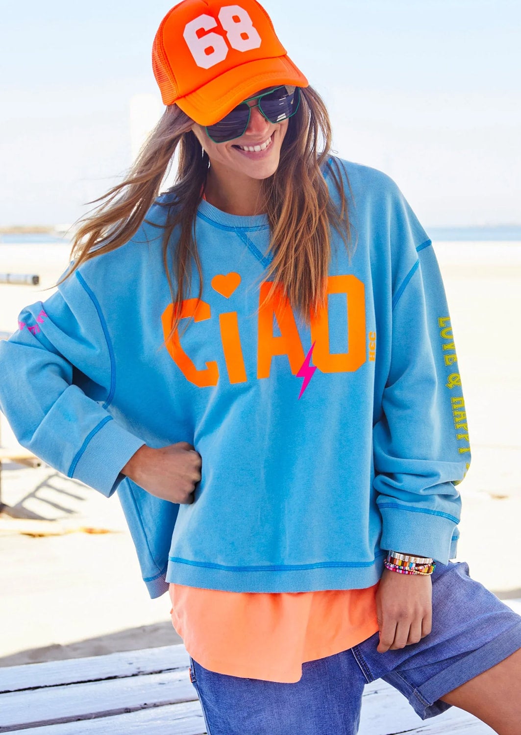 Elevate Your Style with Women s Fashion AQUA BOUTIQUE